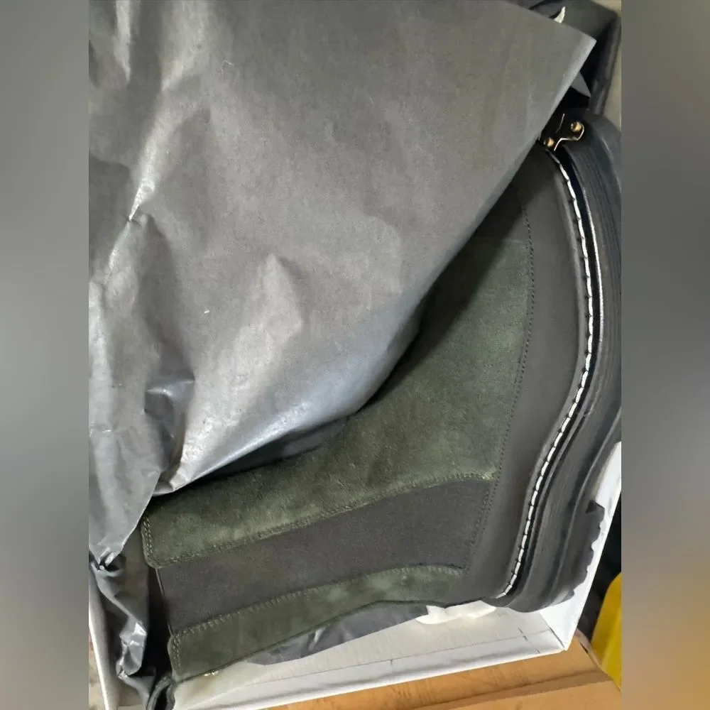 NEW Sandro Women's H22 Liam Stretch Chelsea Boots - Picture 3 of 5